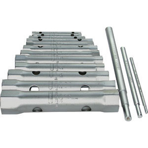 CHIAVI A TUBO IN SERIE Serie di 8 chiavi Art. 900 G da mm 6x7 - 8x9 - 10x11 - 12x13 - 14x15 - 16x17 - 18x19 - 20x22 e <br>3 leve Art. 902 GB-C-D.<br>Confezione in scatola di cartone. double ended socket wrenches sets 903G 8