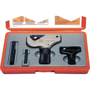 RAVVIVAFILETTI UNIVERSALI IN ASSORTIMENTO Contenuto:<br>1 ravvivafiletti per filettature esterne Art. 9457 GA <br>1 ravvivafiletti per filettature esterne Art. 9457 GB<br>1 coppia coltelli di ricambio Art. O9457 GA<br>1 coppia coltelli di ricambio Art. O9457 GB universal adjustable thread restorer sets 9459GA