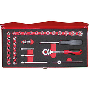 CHIAVI A BUSSOLA IN SERIE Contenuto 32 utensili. <br>Composizione:<br>12 bussole esagonali Art. 946 GA mm 4 - 4,5 - 5 - 5,5 - 6 - 7 - 8 - 9 - 10 - 11 - 12 - 13<br>7 bussole con impronta esterna TORX Art. 946 GHE 10 - 15 - 20 - 25 - 27 - 30 - 40 <br>6 bussole con esagono esterno Art. 946 GH mm 3 - 4 - 5 - 6 - 8 - 10<br>1 prolunga Art. 946 GP mm 50<br>1 prolunga Art. 946 GP mm 100<br>1 snodo a cardano Art. 946 GS <br>1 leva scorrevole Art. 946 GR mm 115<br>1 asta portabussole con impugnatura bicomponente per bussole attacco 1/4" Art. 946 GSE<br>1 adattatore maschio attacco esagonale 1/4", per bussole attacco 1/4" Art. 946 GZ<br>1 leva a cricco con levetta, sgancio rapido, Art. 947 GF mm 150<br>Assortimento completo sockets sets 945GF