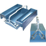 CASSETTE E BAULI CON UTENSILI Cassetta vuota, peso kg 4,6. boxes with tools 987E