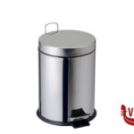 pulizia-igiene BIN 304-PATTUMIERA A PEDALE INOX AISI 304 BRILLANTE 5L CM 18 H 29    906705 MEDIAL INTERNATIONAL SPA SOCIO UNICO