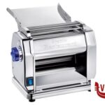 elettrodomestici L IMPERIA RESTAURANT ELECTRIC PROFESSIONAL RIDEFINISCE L ARTE DELLA PREPARAZIONE DELLA PASTA CON IL SUO DESIGN SOFISTICATO ED EFFICIENTE. QUESTA MACCH IMPERIA