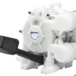 Osculati 15.550.00 Pompa A Pedale Whale Gusher Mk3 rubinetti e pompe a pedale whale