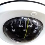 Osculati 25.040.02 Bussola Riviera 4" Astra Bas1 Bianca/Nera bussole riviera da 4 100 mm