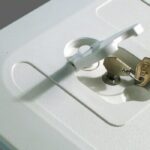 Kit serratura per portelli - 20.093.00 Osculati